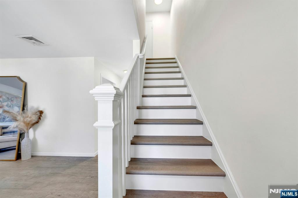 526 Laurel Avenue