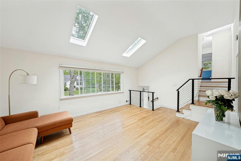 11 Meadow Street