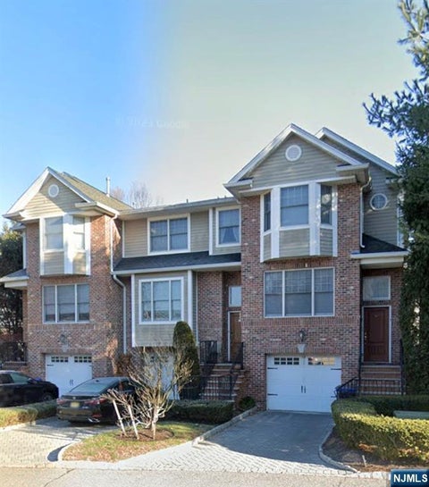 Photo of 15 Cobblestone WAY #15, Tenafly, NJ 07670 (MLS # 26031347)
