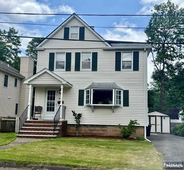 186 6th St, Cresskill, New Jersey - 3 Bedrooms  
2 Bathrooms  
6 Rooms - 