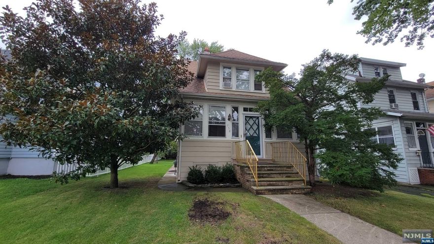 Well-maintained colonial on a beautiful tree-lined street in town. This house features three bedrooms, two and a half bathrooms, a finished basement, and much more. A large yard with a driveway and detached garage as well as close proximity to all amenities is just a bonus. Come and see for yourself.