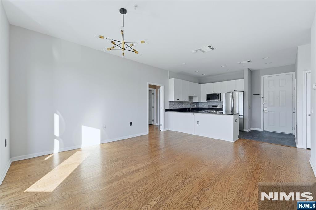 1200 Grand Street 510
