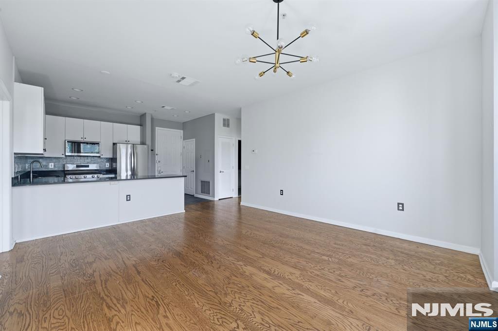 1200 Grand Street 510