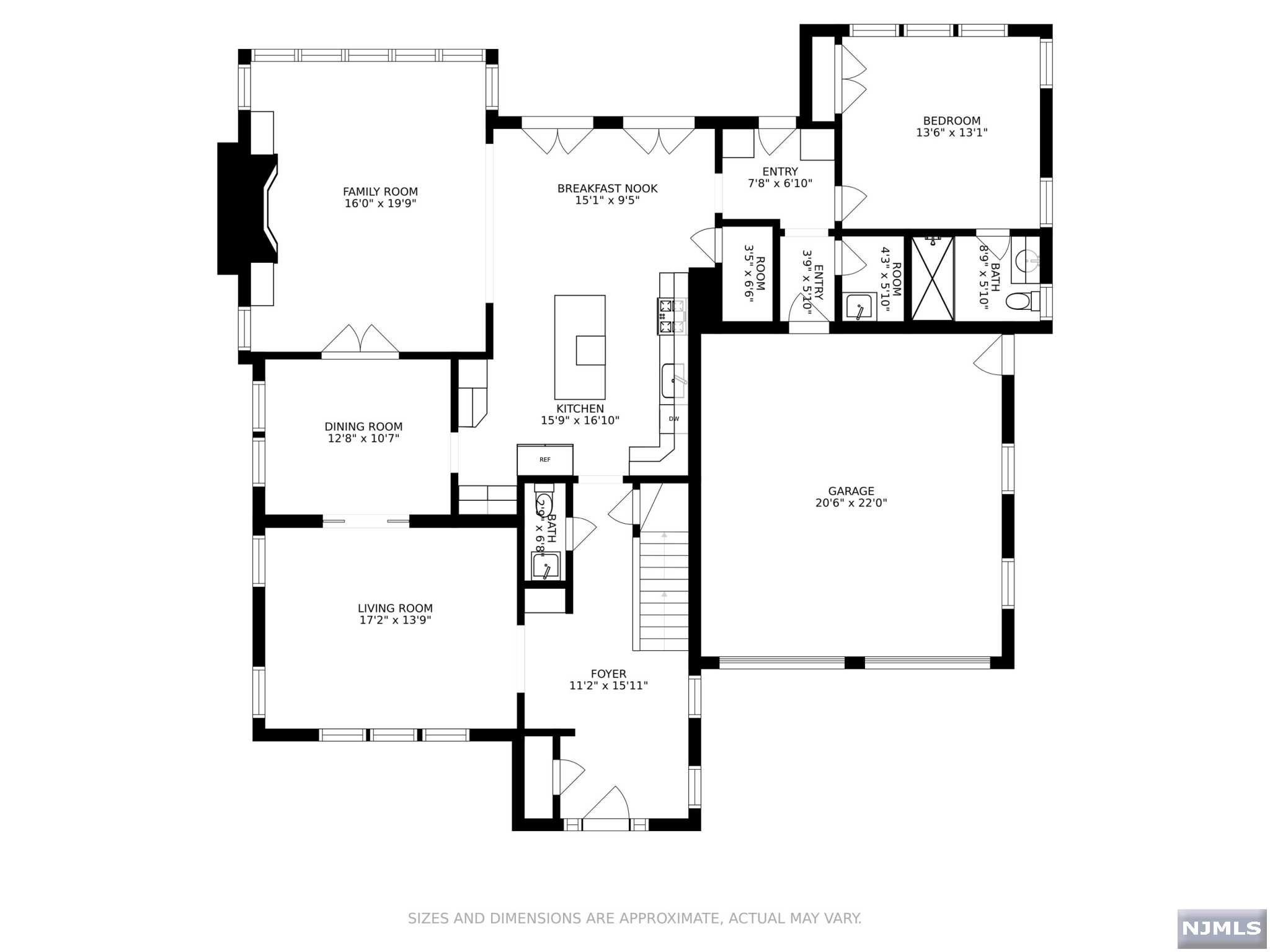 Main image without alt text