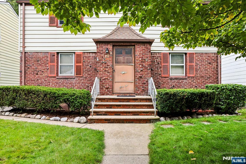 41 Macarthur Avenue