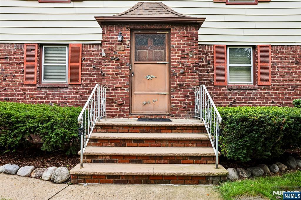 41 Macarthur Avenue