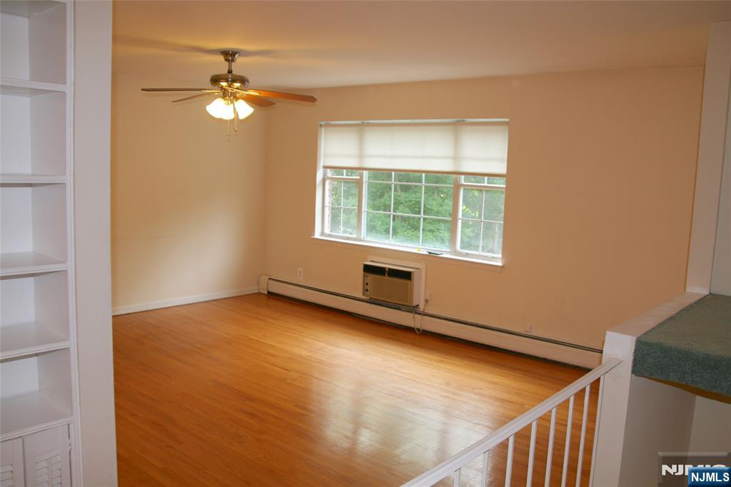 41 N Franklin Turnpike O
