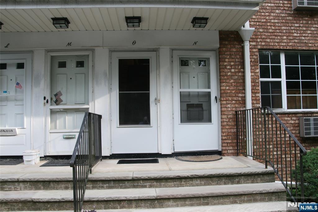41 N Franklin Turnpike O