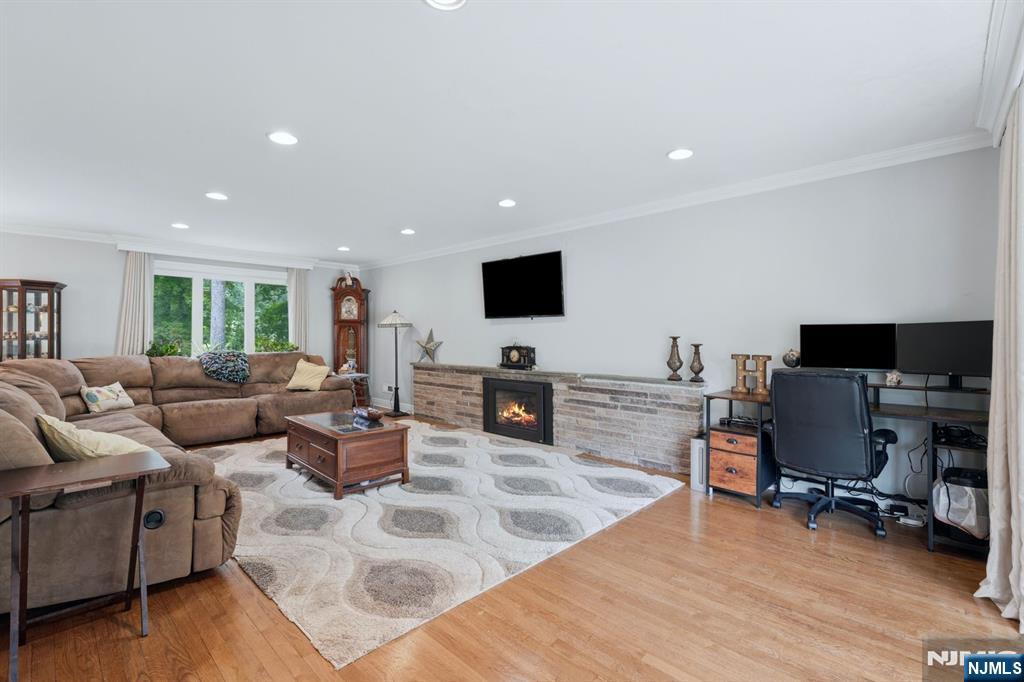 105 Winthrop Road