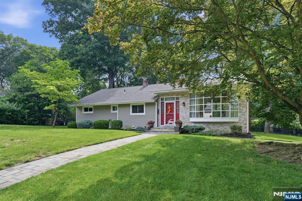 105 Winthrop Road