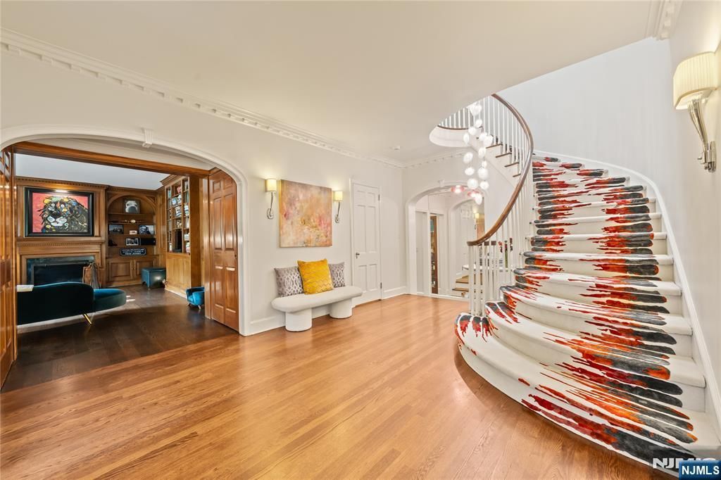 Photo of 215 Upper Mountain Ave, Montclair, NJ 07042 (MLS # 25042938)