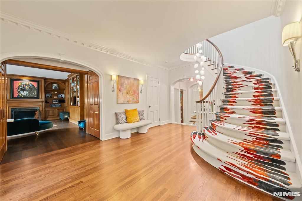 Photo of 215 Upper Mountain Ave, Montclair, NJ 07042 (MLS # 25042938)