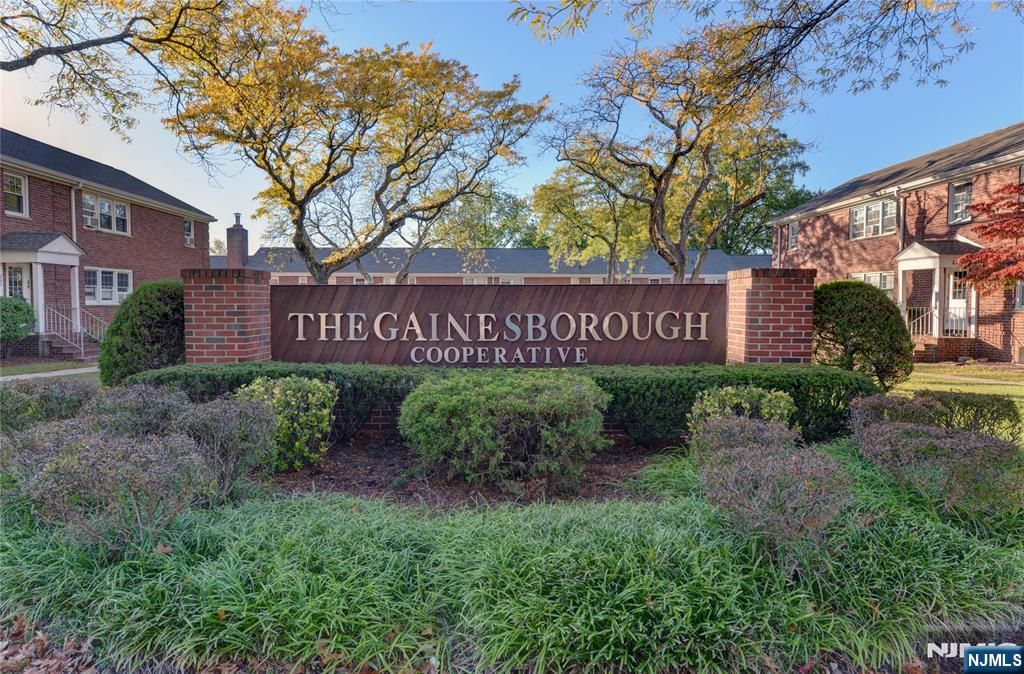 Photo of 255 Bogert Rd #2A, River Edge, NJ 07661 (MLS # 25037305)