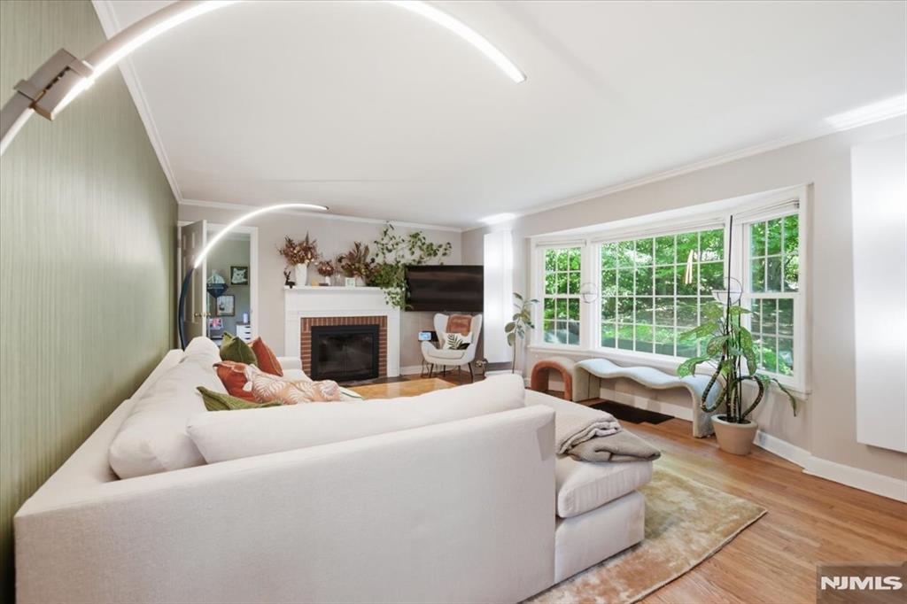 112 Fairview Avenue