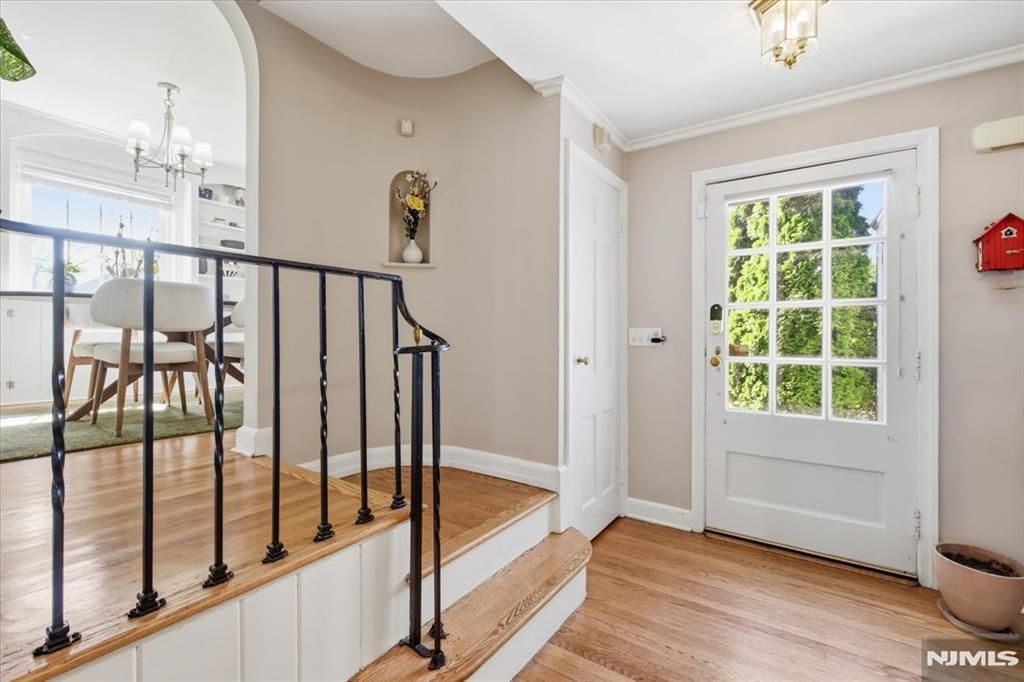 Photo of 112 Fairview Avenue, West Orange, NJ 07052 (MLS # 26023003)