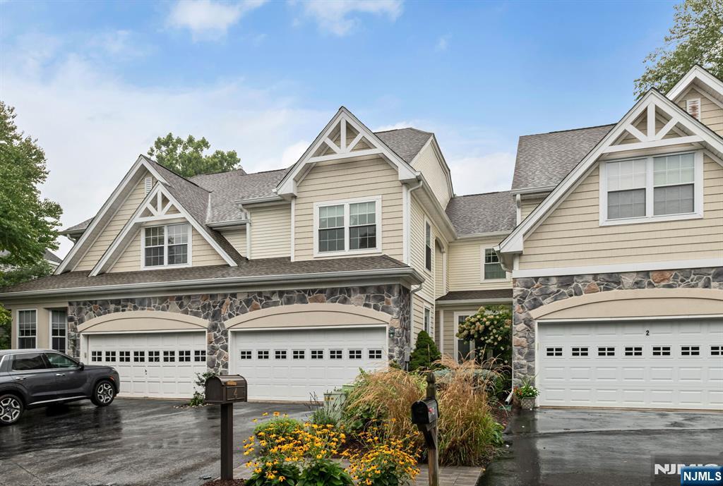 4 Kingsley Evans Circle