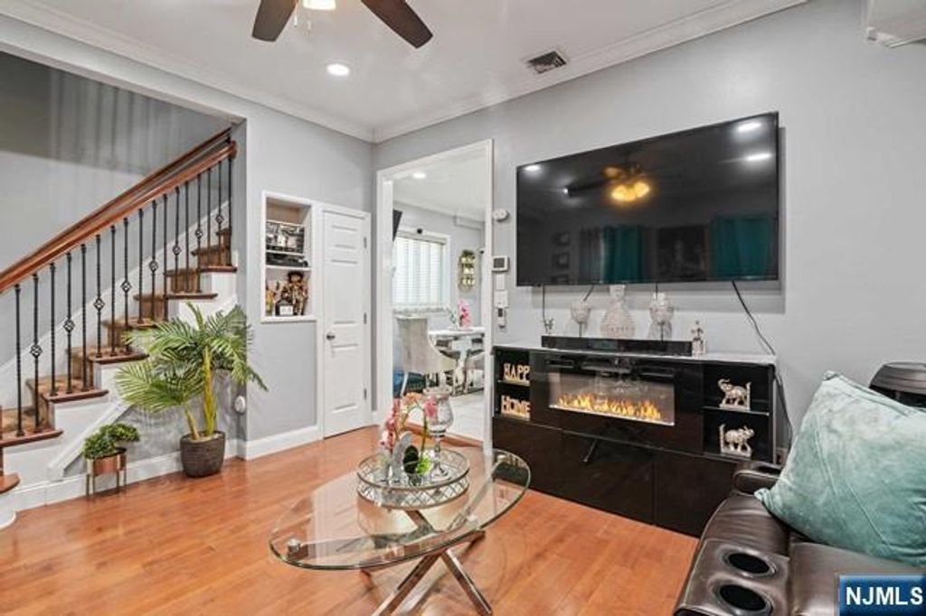 Photo of 7 Martin Street, Paterson, NJ 07501 (MLS # 26005899)