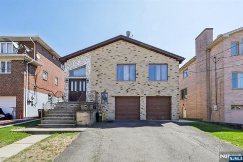 318 3rd Street Palisades Park NJ 07650