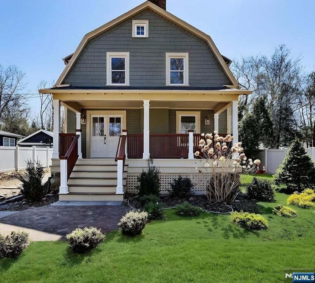 Photo of 34 Buttonwood Road, Essex Fells, NJ 07021 (MLS # 26013788)