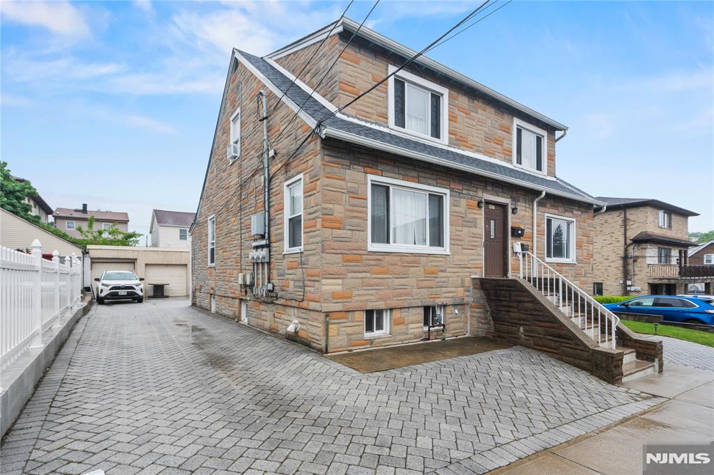 Rental Property at 487 Morningside Ave 1, Fairview, New Jersey - Bedrooms: 2 
Bathrooms: 4 
Rooms: 7  - $2,800 MO.