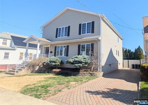 Photo of 277 Wallington Ave, Wallington, NJ 07057 (MLS # 26009692)