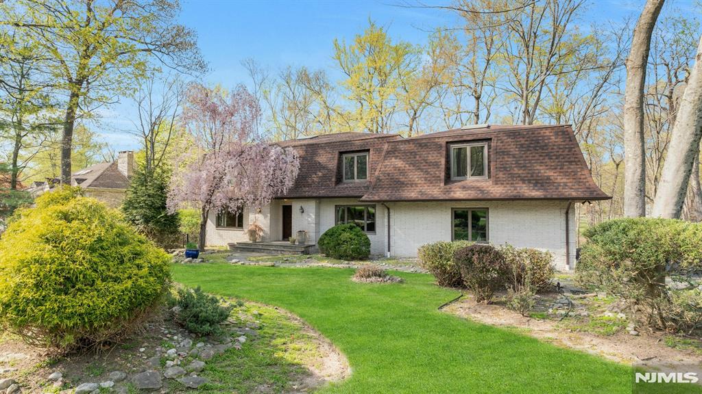 41 Gristmill Lane