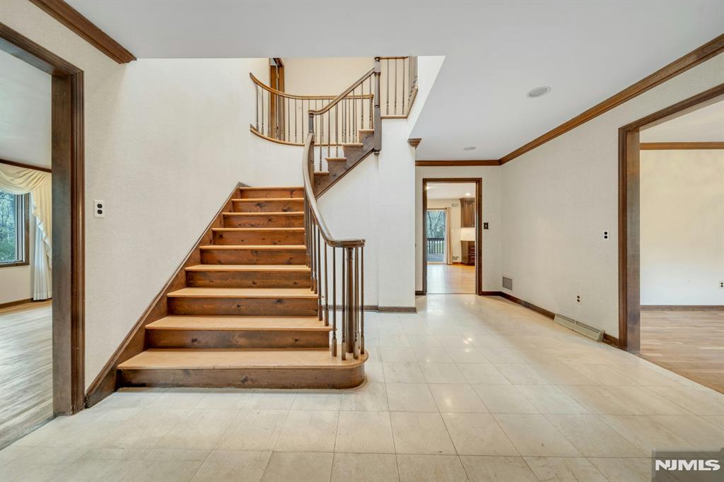 41 Gristmill Lane