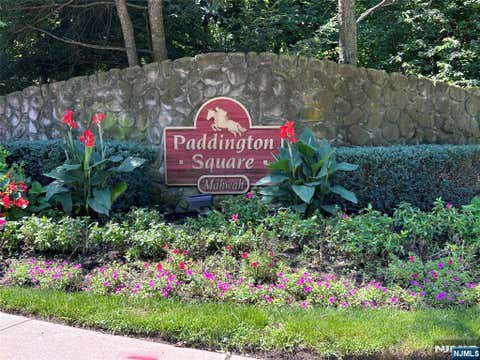 Photo of 1076 Cambridge Ct, Mahwah, NJ 07430 (MLS # 26030033)
