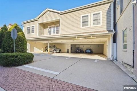 Photo of 683 Main St, Hackensack, NJ 07601 (MLS # 26002688)