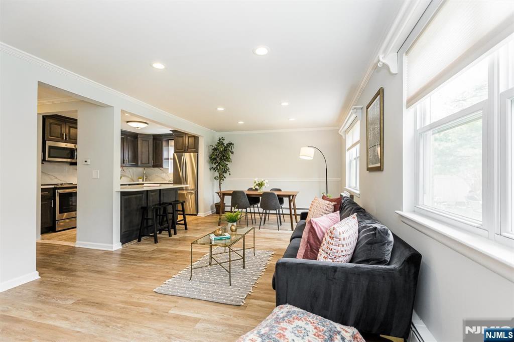 7 Van Vleck Street C0009