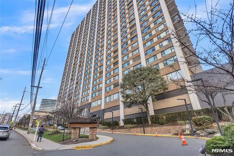 250 Gorge 21B Cliffside Park NJ 07010