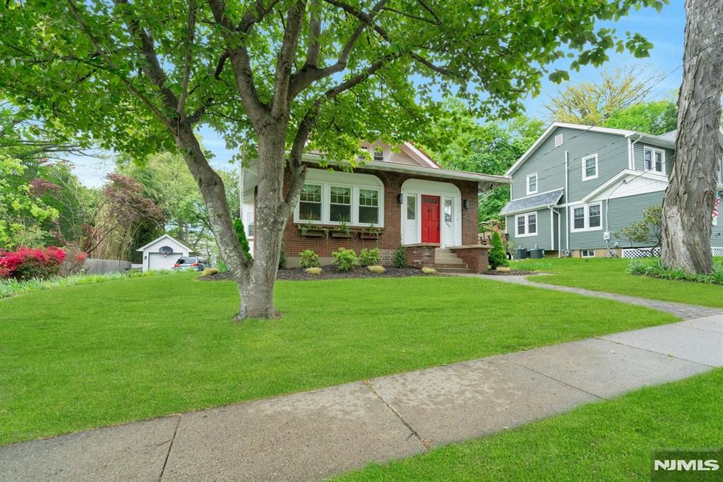 Photo of 354 Liberty Avenue, Hillsdale, NJ 07642 (MLS # 26010699)