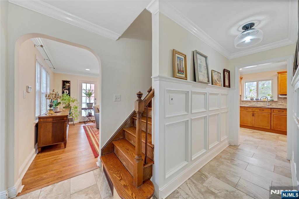 157 Glenbrook Parkway