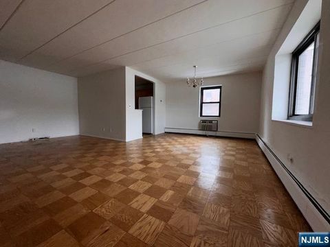 Photo of 77 Prospect Ave #2D, Hackensack, NJ 07601 (MLS # 26004189)