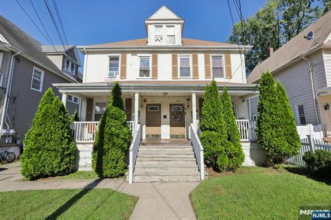 Photo of 130 Park Avenue, Englewood, NJ 07631 (MLS # 25032451)