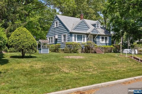 Photo of 252 Saint Nicholas Avenue, Hillsdale, NJ 07642 (MLS # 26018519)