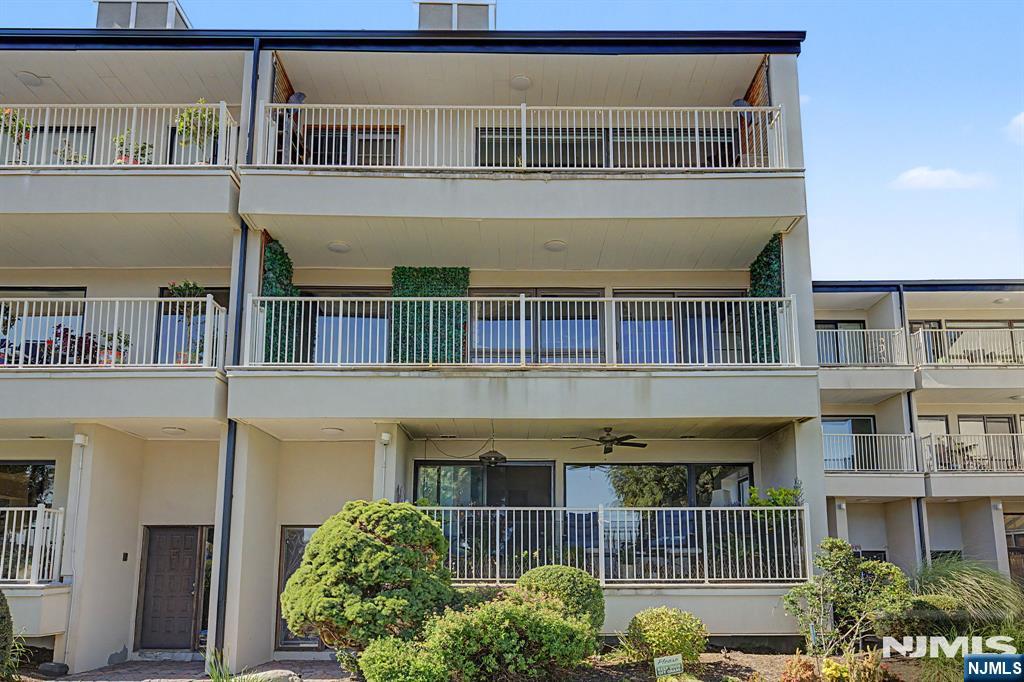 1225 River Road 7D