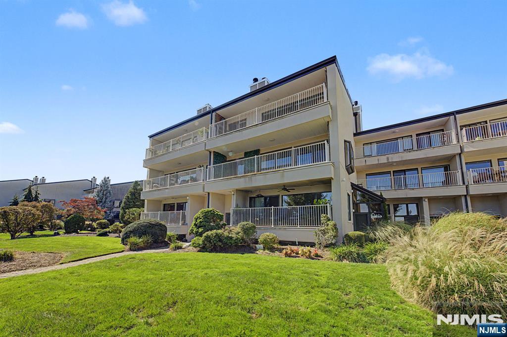 1225 River Road 7D