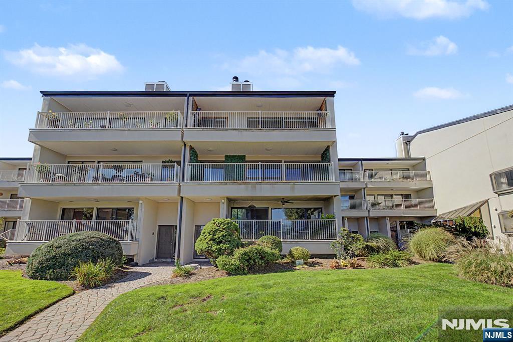 1225 River Road 7D