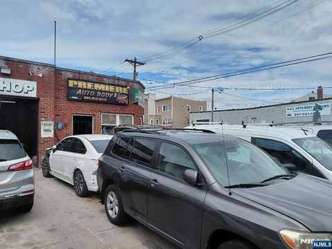 327 Anderson Avenue Fairview NJ 07022