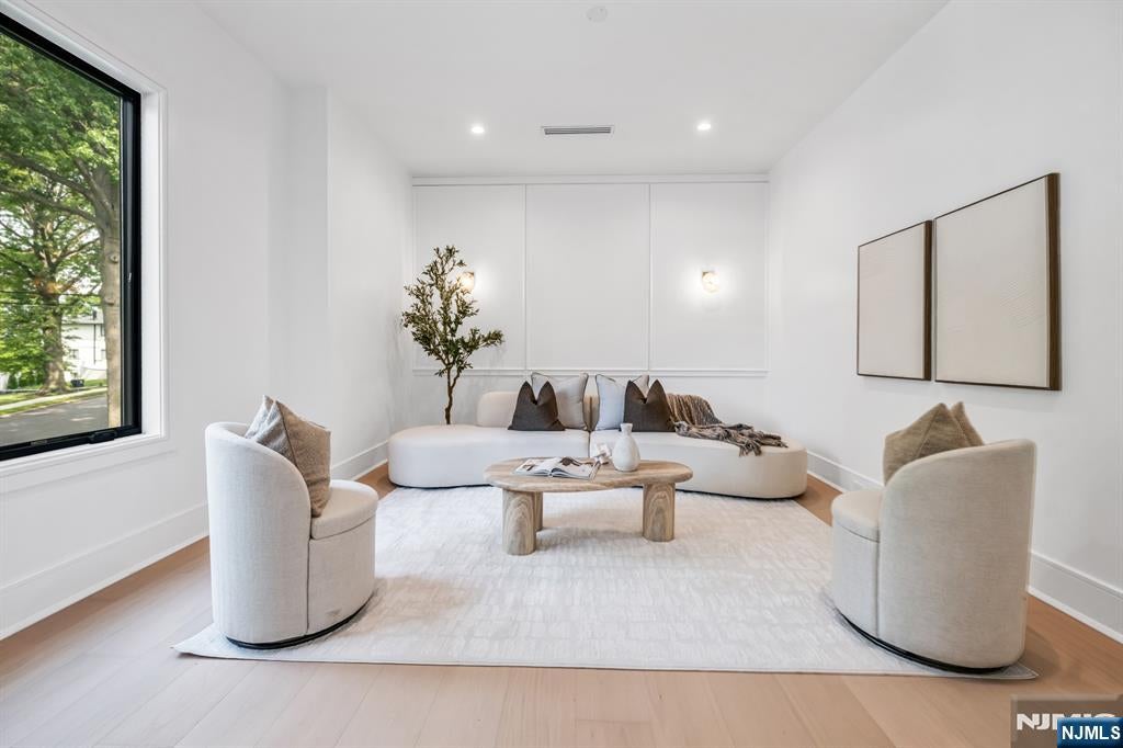 Homes for Sale in Northern NJ | ThisIsRiverEdge.com 190 Denver Road