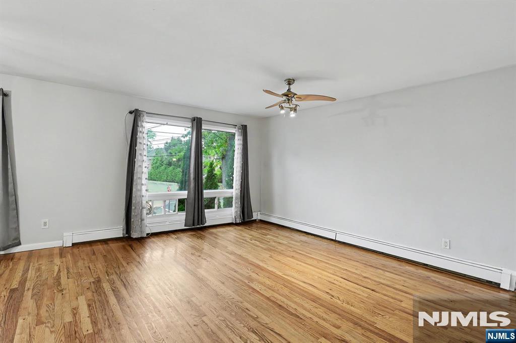 1038 Kingsland Lane