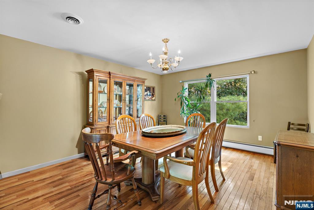 517 Kings Point Trail