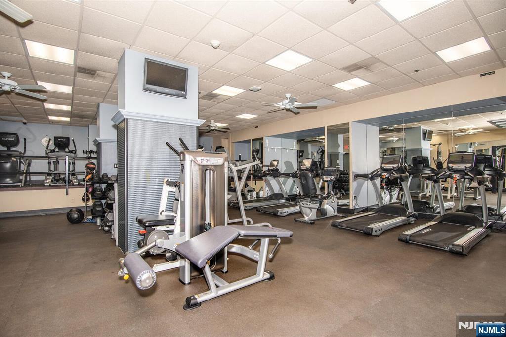 200 Old Palisade Road 20G