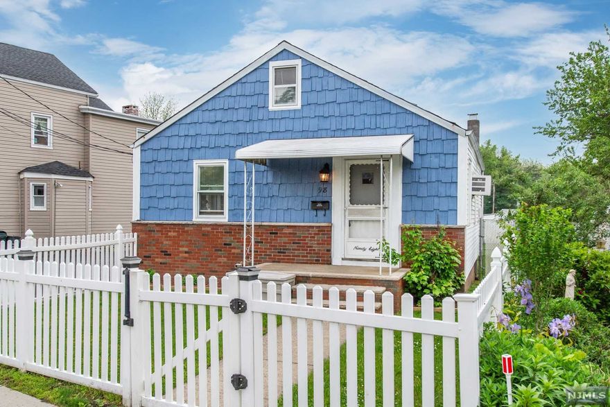 Welcome to this cute as a bottom home, ranch style featuring 4 bedrooms and one full bath. Property comes with full finished basement that provides additional living space. Main floor leads out to oversized deck and fully fenced in yard, perfect for entreating. Home is centrally located. close to school, NYC transportation, shopping and houses of warship. You won't be able to beat these property taxes.