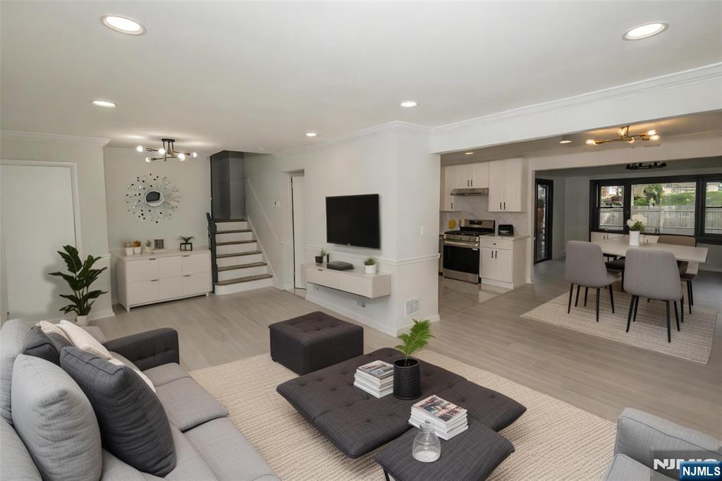 21 Valley Brook Drive