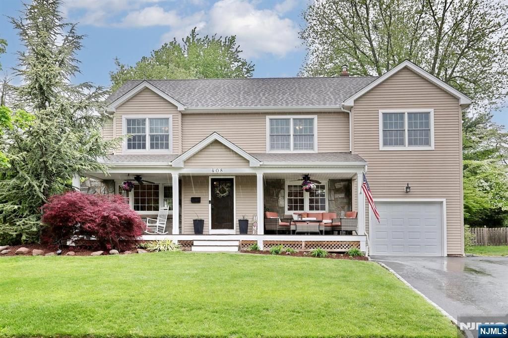 Photo of 408 Bergen Boulevard, Oradell, NJ 07649 (MLS # 26016188)