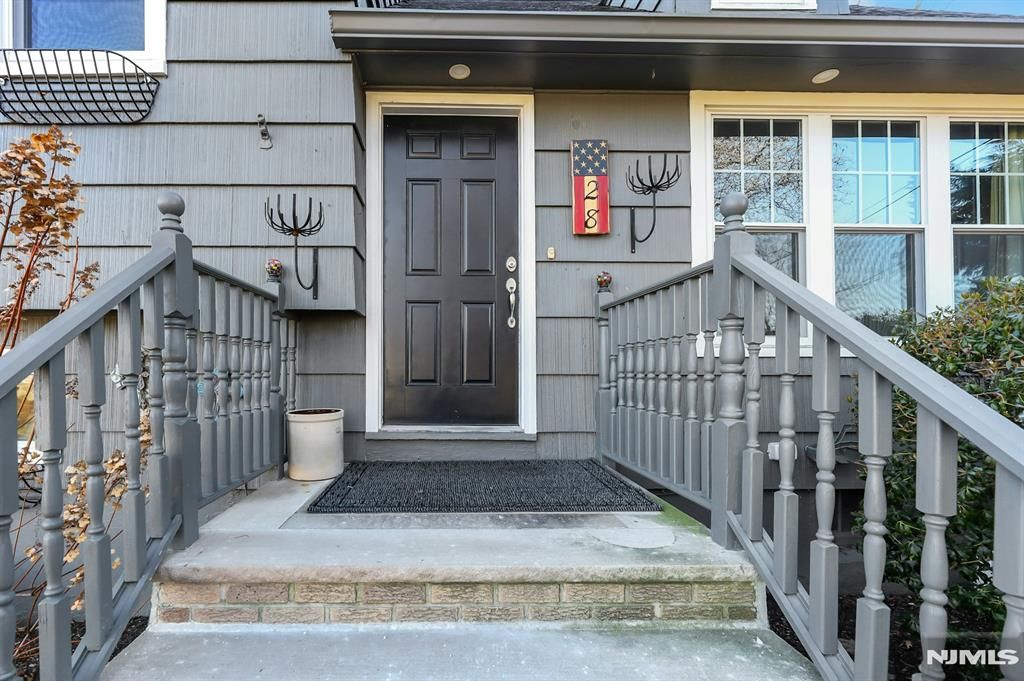 Photo of 28 Kingston Road, Wayne, NJ 07470 (MLS # 26001167)