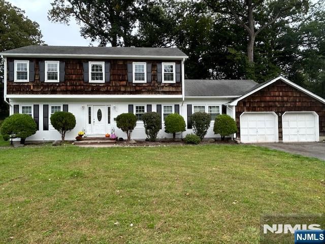 60 Greenrale Avenue