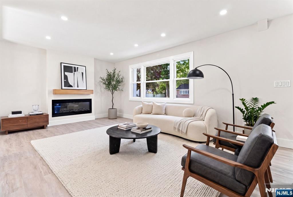 23 Buckingham Road